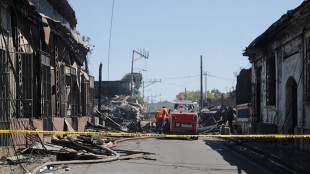 San Salvador, un incendio devasta il centro storico: 5 morti