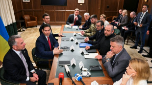 Trump optimista tras discusiones con Ucrania, pero Rubio dice que falta "trabajo"