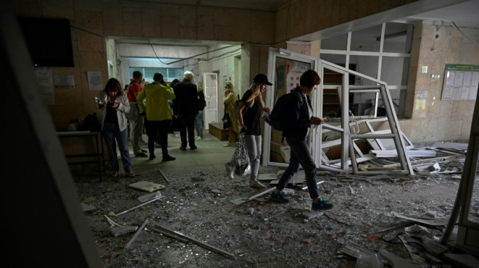 R&uacute;ssia diz ter frustrado 'invas&atilde;o' ucraniana na fronteira ap&oacute;s bombardear Kiev