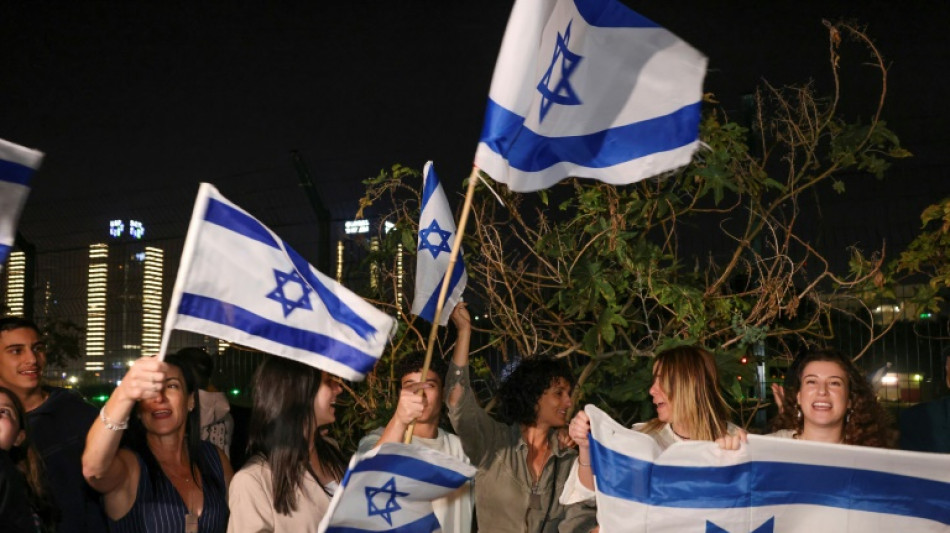 Hamas liberta segundo grupo de ref&eacute;ns e Israel solta 39 prisioneiros palestinos