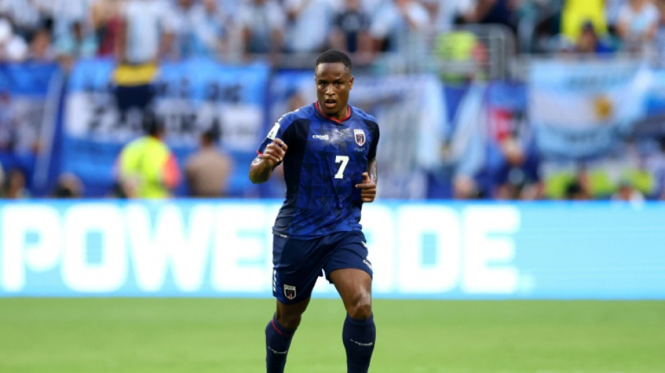 Gr&ecirc;mio anuncia contrata&ccedil;&atilde;o do atacante Jovane Cabral, revela&ccedil;&atilde;o da Copa com Cabo Verde