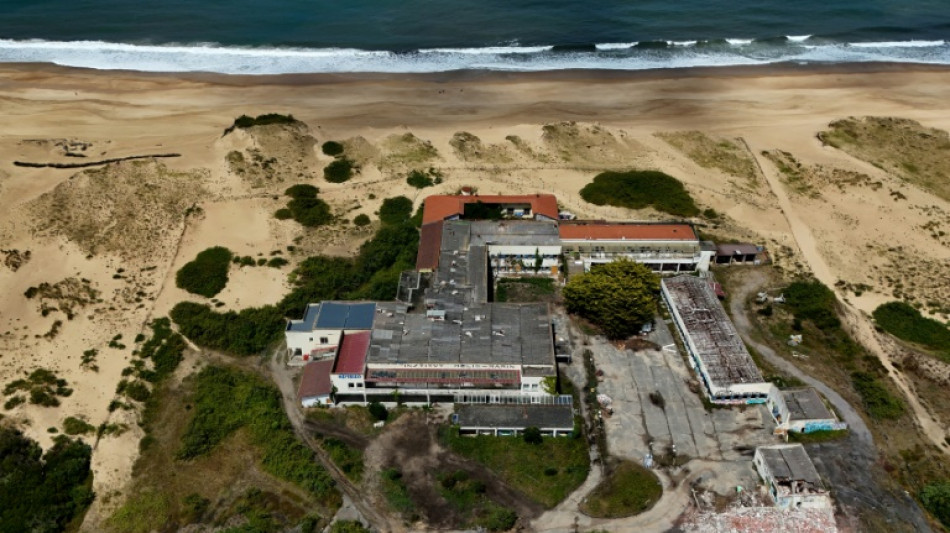 Dans les Landes, un institut h&eacute;lio-marin d&eacute;truit avant d'&ecirc;tre grignot&eacute; par l'&eacute;rosion