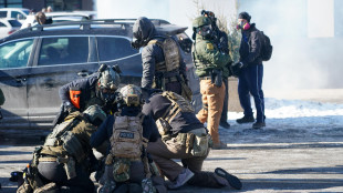 Cnn, due gli agenti federali che hanno sparato a Pretti a Minneapolis