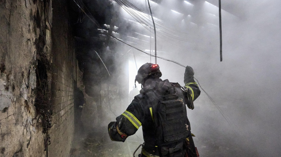 Kiev, almeno 5 morti e 40 feriti nei raid russi delle ultime 24 ore in Ucraina