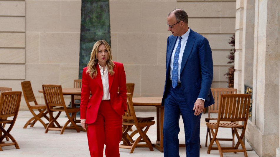 Roma e Berlino, 'preoccupati per Flotilla, rispettare diritto internazionale'