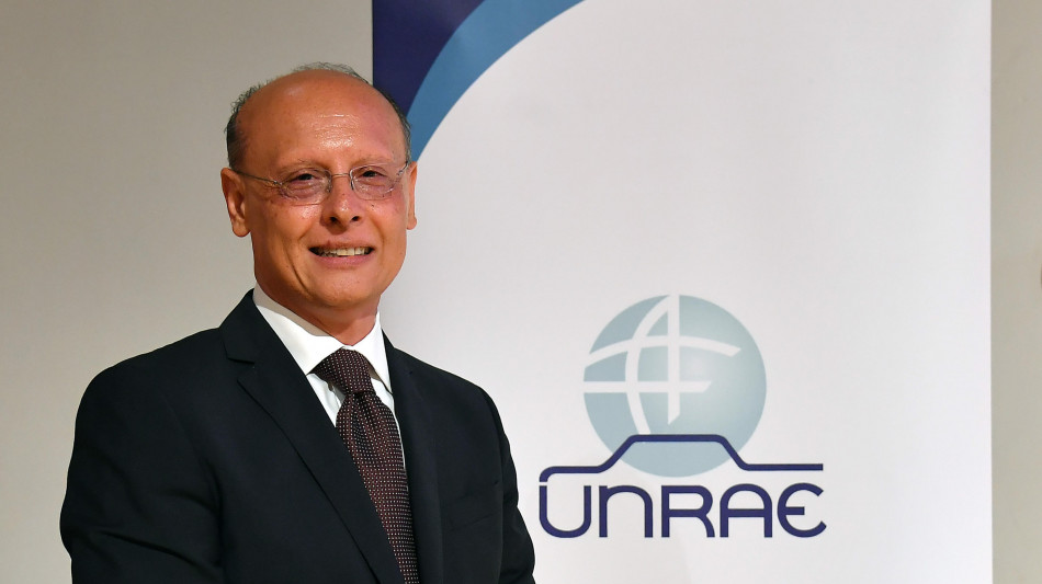 Unrae, elttriche in Italia al 4,9%, subito incentivi