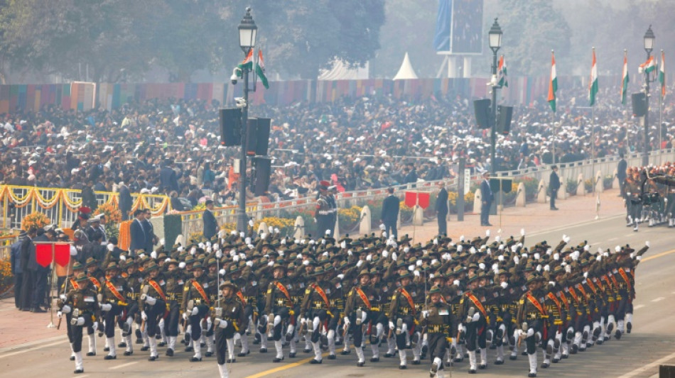 Inde : Macron et Modi affichent leur bonne entente, les liens de d&eacute;fense renforc&eacute;s