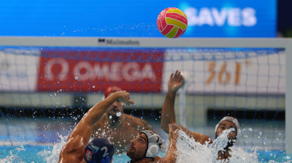 Mondiali pallanuoto: Serbia battuta ai rigori, Italia ai quarti