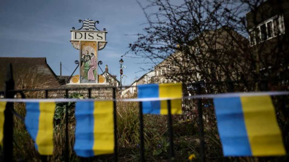 English town sends message to Putin, Ukrainian refugees