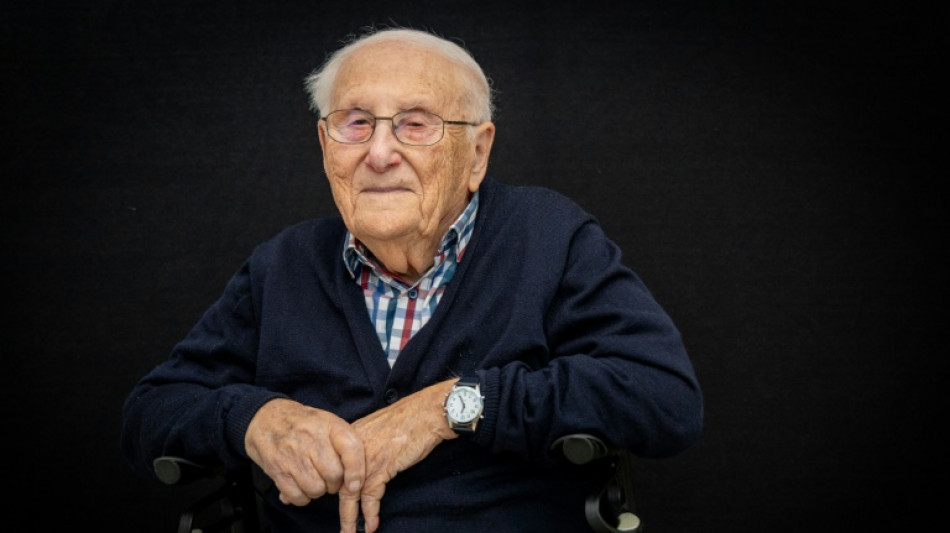 Trotz Steinmeier-Telefonats: Holocaust-Überlebender Weinberg gibt Verdienstorden ab