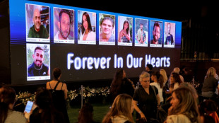Velas, rezos y m&uacute;sica para conmemorar el ataque de Ham&aacute;s del 7 de octubre
