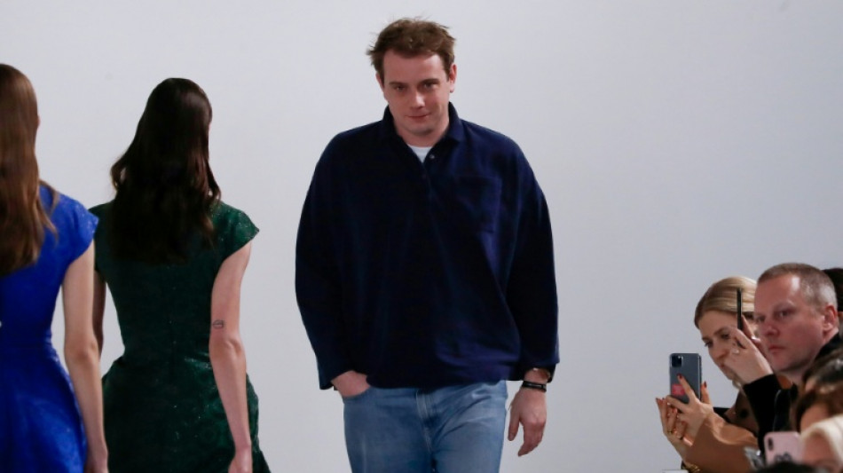 Jonathan Anderson da sus primeros pasos con Dior en la Semana de la Moda parisina