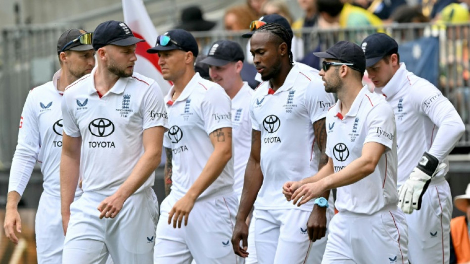 England in charge after dismissing Australia for 132 in Ashes opener