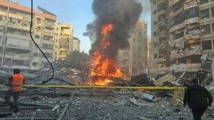 Israel greift mutma&szlig;liches Raketenlager der Hisbollah in Vorort von Beirut an
