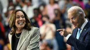 "Merci Joe!": Harris c&eacute;l&egrave;bre une victoire &eacute;conomique avec Biden
