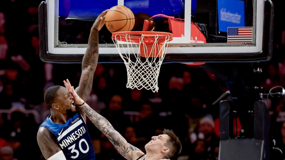 Playoff Nba: Minnesota supera Golden State, serie in parit&agrave; 1-1