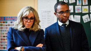Brigitte Macron se dit favorable au port de l'uniforme &agrave; l'&eacute;cole