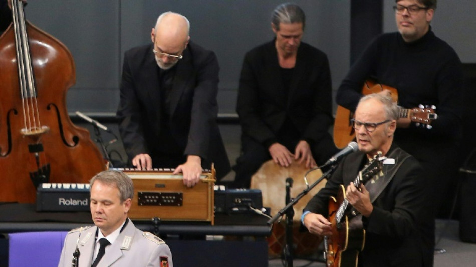 Moderator Reinhold Beckmann sorgt sich um Demokratie in Deutschland