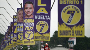 Los ecuatorianos eligen presidente bajo un clima de violencia y polarizaci&oacute;n