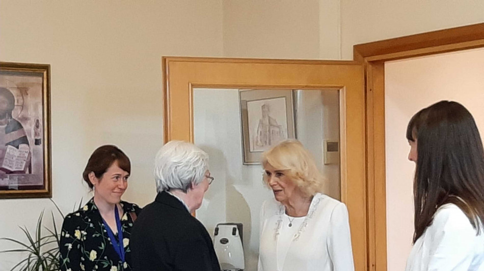 Camilla alle sorelle dedite a donne nel mondo, 'mi sento umile'