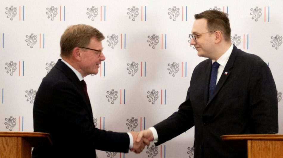 Wadephul bei Besuch in Prag: Wir werden "Russlands Aggression niemals hinnehmen"