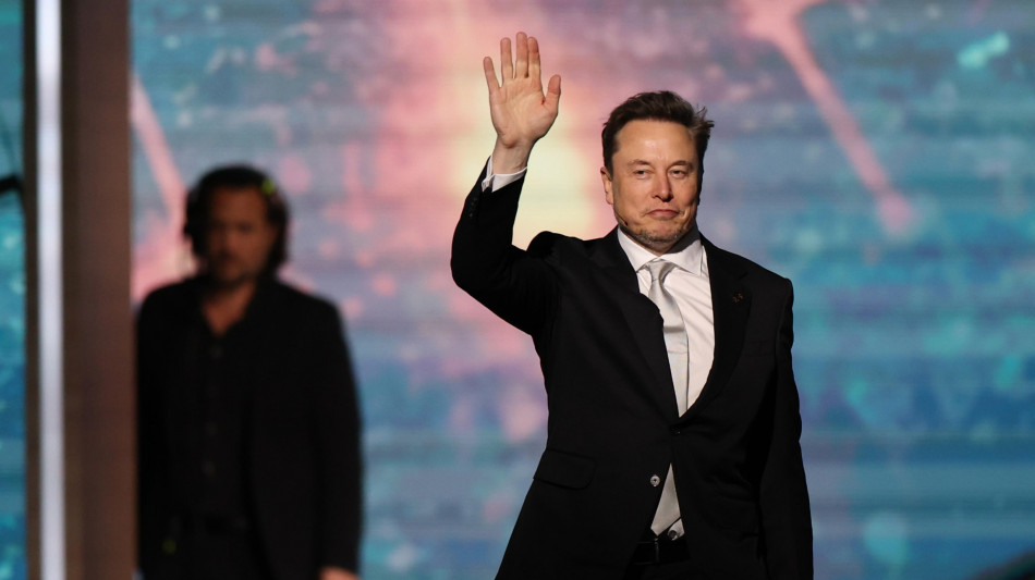 Wsj, Musk investe 2 miliardi di SpaceX nella sua xAI