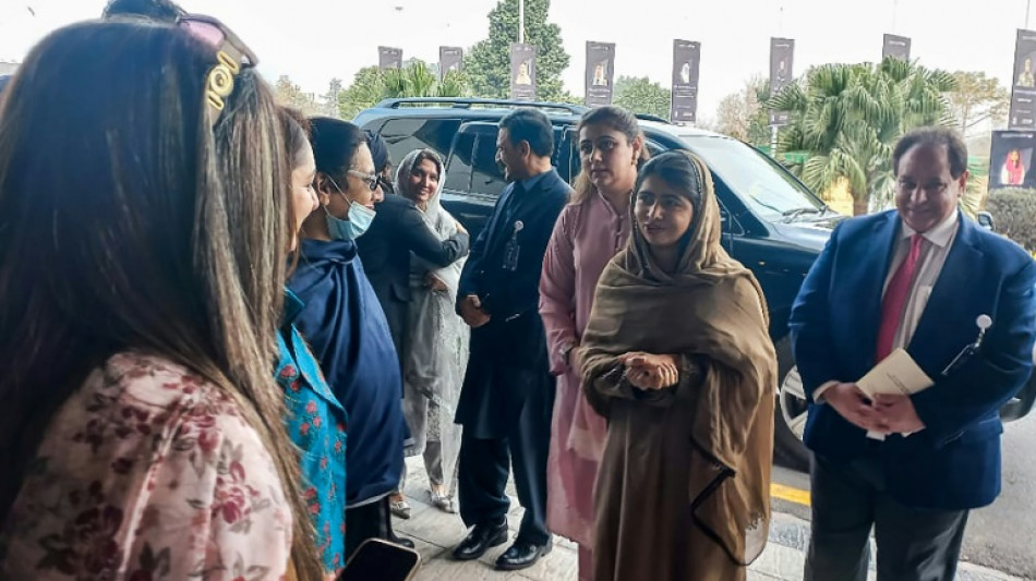Sommet au Pakistan sur l'&eacute;ducation des filles, avec la pr&eacute;sence de Malala Yousafzai