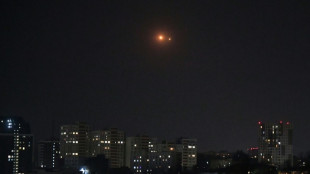 Frappes sur Kiev: Zelensky appelle &agrave; faire "pression" sur Moscou avant des discussions en Arabie