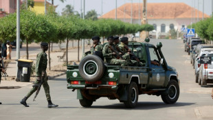 Coup d'Etat militaire en Guinée Bissau, les élections suspendues