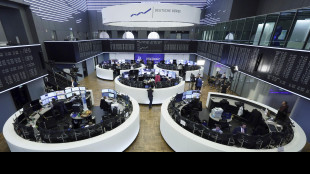Borsa: Europa nervosa con sfida Usa-Cina sui dazi, Milano -0,2%