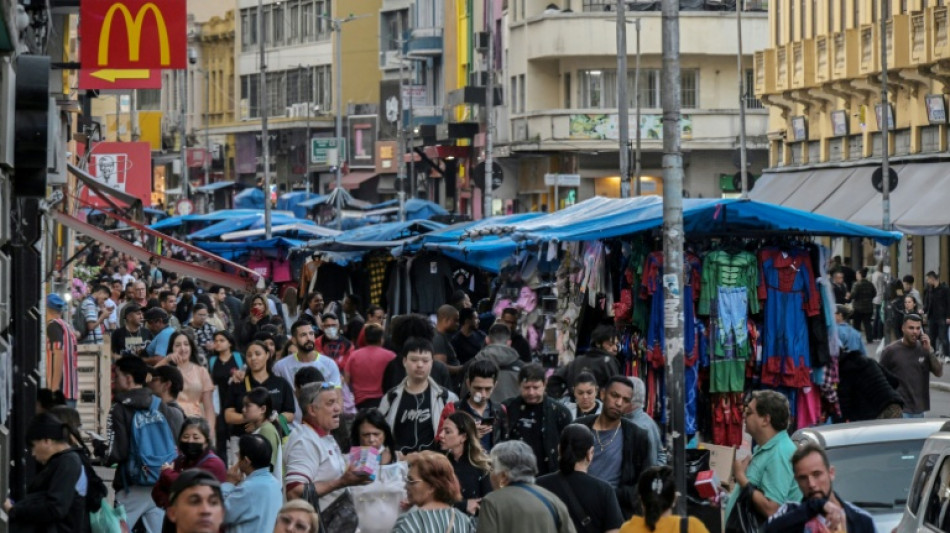 Rua 25 de Março, la meca del comercio popular brasileño en la mira de Trump
