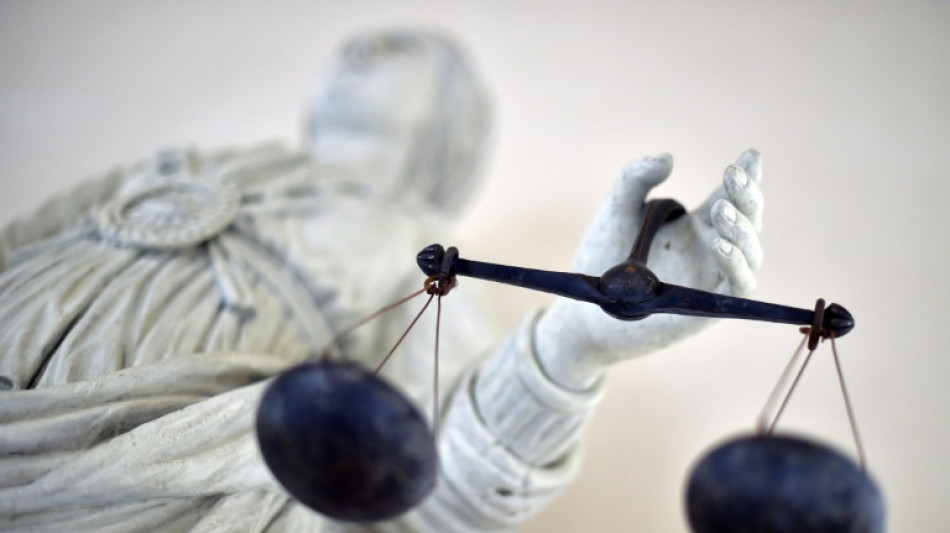 Zw&ouml;lf Jahre Haft nach t&ouml;dlichen Sch&uuml;ssen auf Fahrgast von Mietwagen in D&uuml;sseldorf