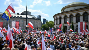 Vor Pr&auml;sidenten-Stichwahl in Polen: Gro&szlig;demonstrationen beider Lager in Warschau