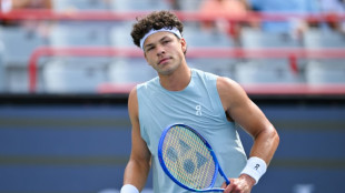 Defending champion Shelton storms to Montreal win