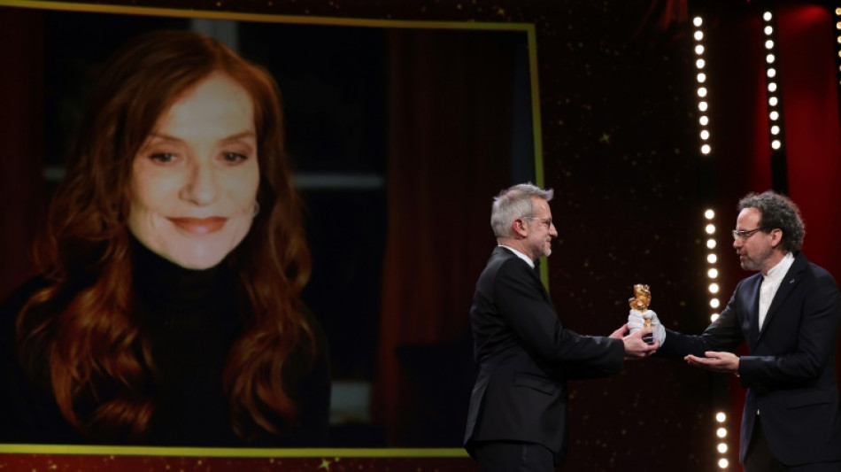 Isabelle Huppert bei Berlinale mit Goldenem Ehrenb&auml;ren f&uuml;r Lebenswerk ausgezeichnet