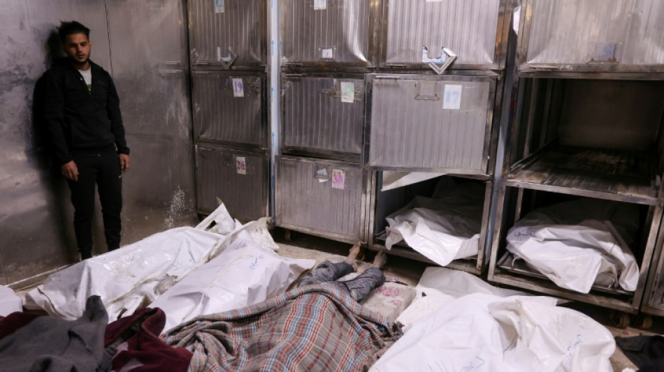 Al menos 25 muertos por bombardeos israel&iacute;es en Gaza, seg&uacute;n rescatistas