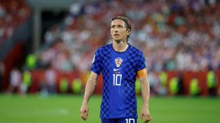 Luka Modric renova com o Milan por mais uma temporada