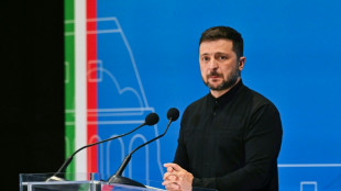 Zelensky revoga planos de restringir órgãos anticorrupção após protestos