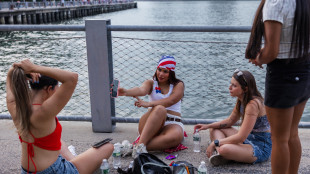 'La Gen Z non esce piu' a Ny, troppo cara per il primo appuntamento'