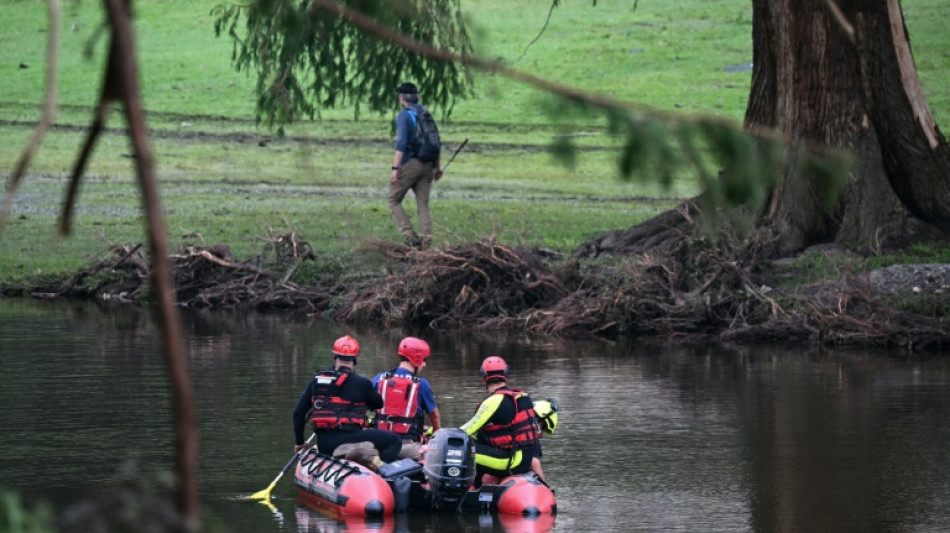 Prosigue la b&uacute;squeda de unos 170 desaparecidos por inundaciones en Texas