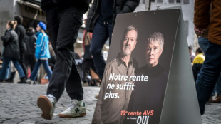 Schweizer stimmen über Rentenalter und 13. Monatsrente für Ruheständler ab
