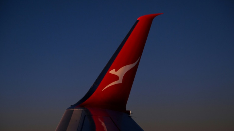 La justicia multa a la aerolínea australiana Qantas por despidos en la pandemia