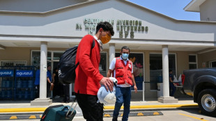 EUA realiza primeiro voo de 'autodeporta&ccedil;&atilde;o' de imigrantes