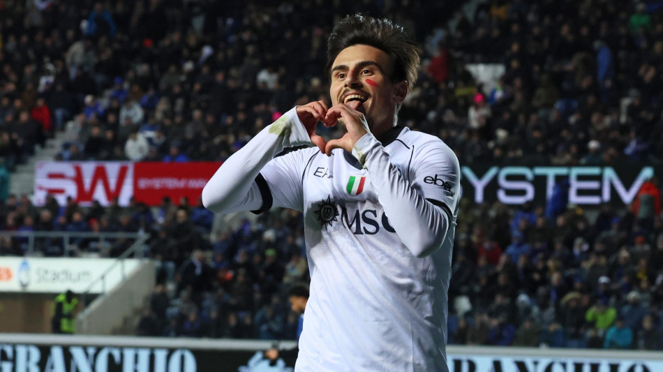 Calcio: Elmas, 'sempre legato al Napoli, alla citt&agrave; e ai tifosi'