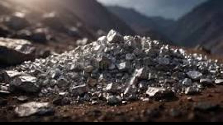 L'argento supera per la prima volta i 90 dollari l'oncia