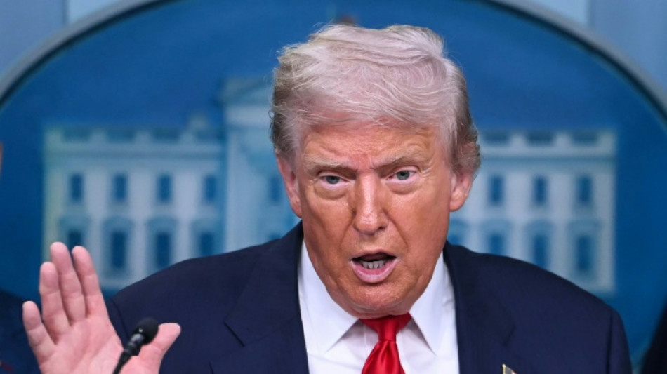 Trump d&auml;mpft Erwartung an Treffen mit Putin - Merz l&auml;dt zu virtuellen Ukraine-Treffen