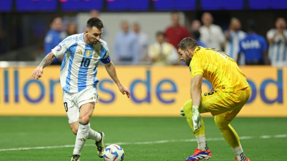 Foot: L'Argentine domine le Canada et se lance id&eacute;alement dans la Copa America 