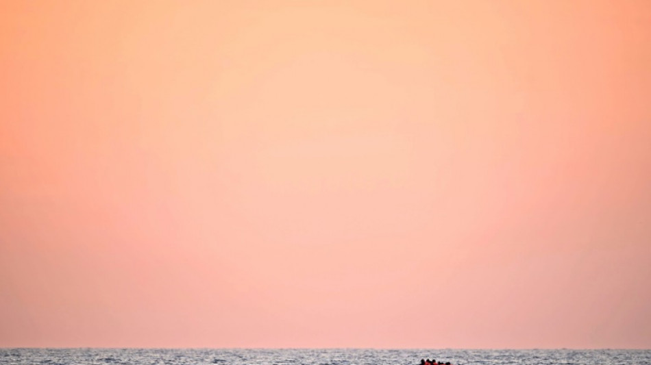 France detains Channel migrants after clashes with police: prosecutors