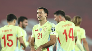 Espanha goleia Geórgia (4-0) e fica muito perto de vaga na Copa do Mundo