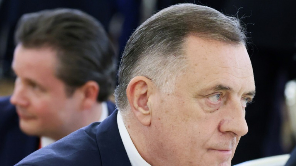 Nach Hafturteil: Bosnischer Serbenf&uuml;hrer Dodik seines Amtes enthoben